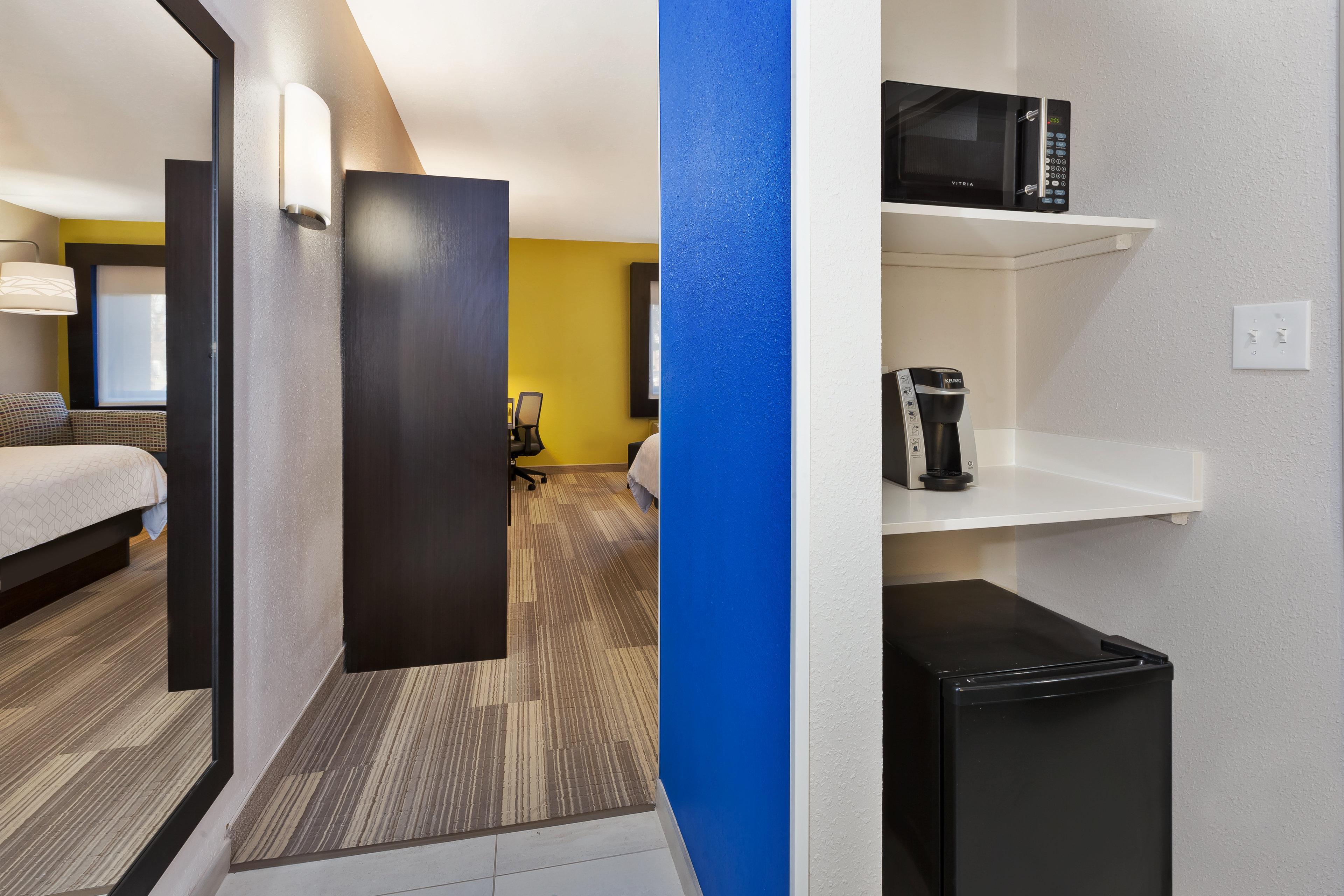 Holiday Inn Express Detroit-Warren/General Motors Technology Center By Ihg Kültér fotó