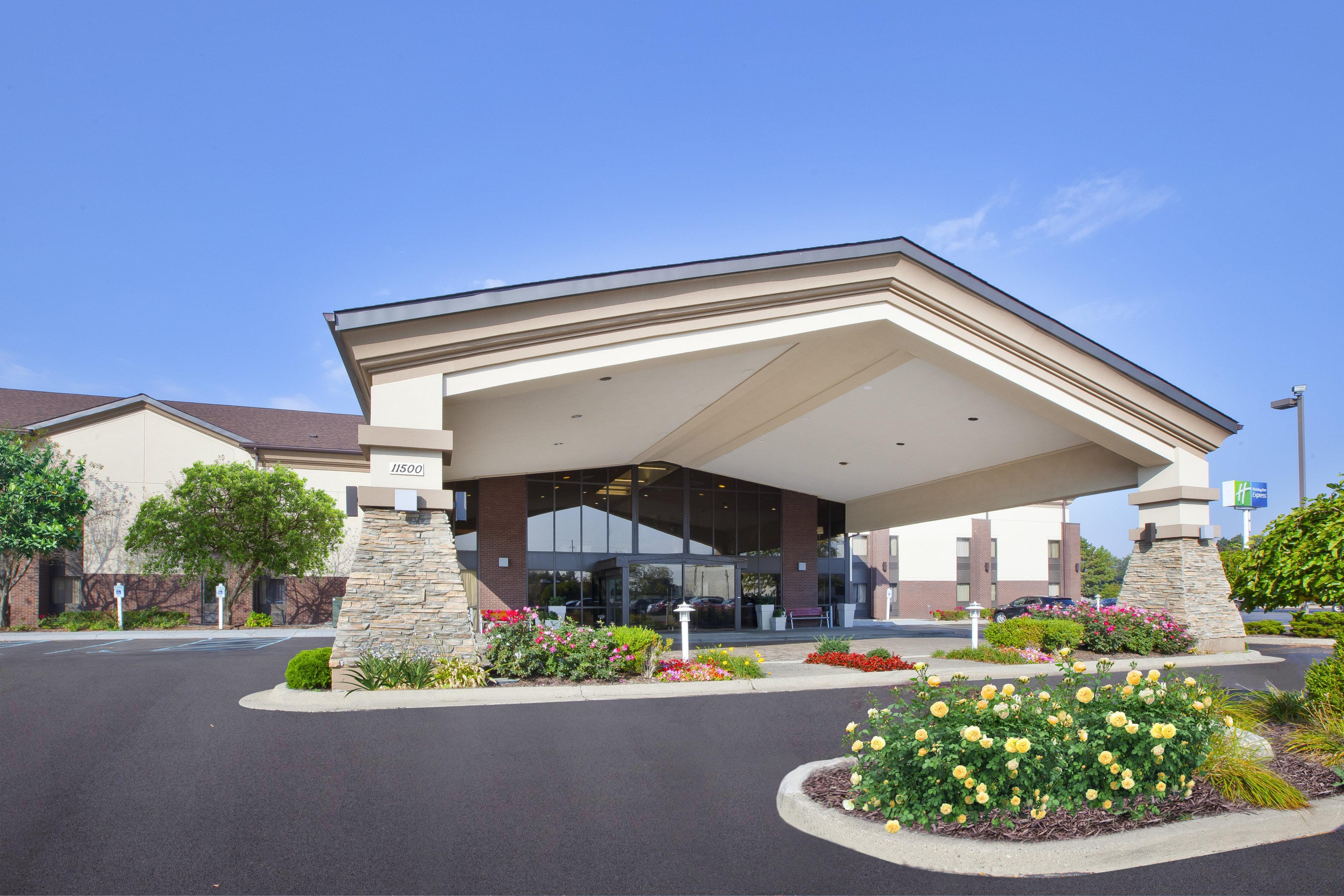 Holiday Inn Express Detroit-Warren/General Motors Technology Center By Ihg Kültér fotó
