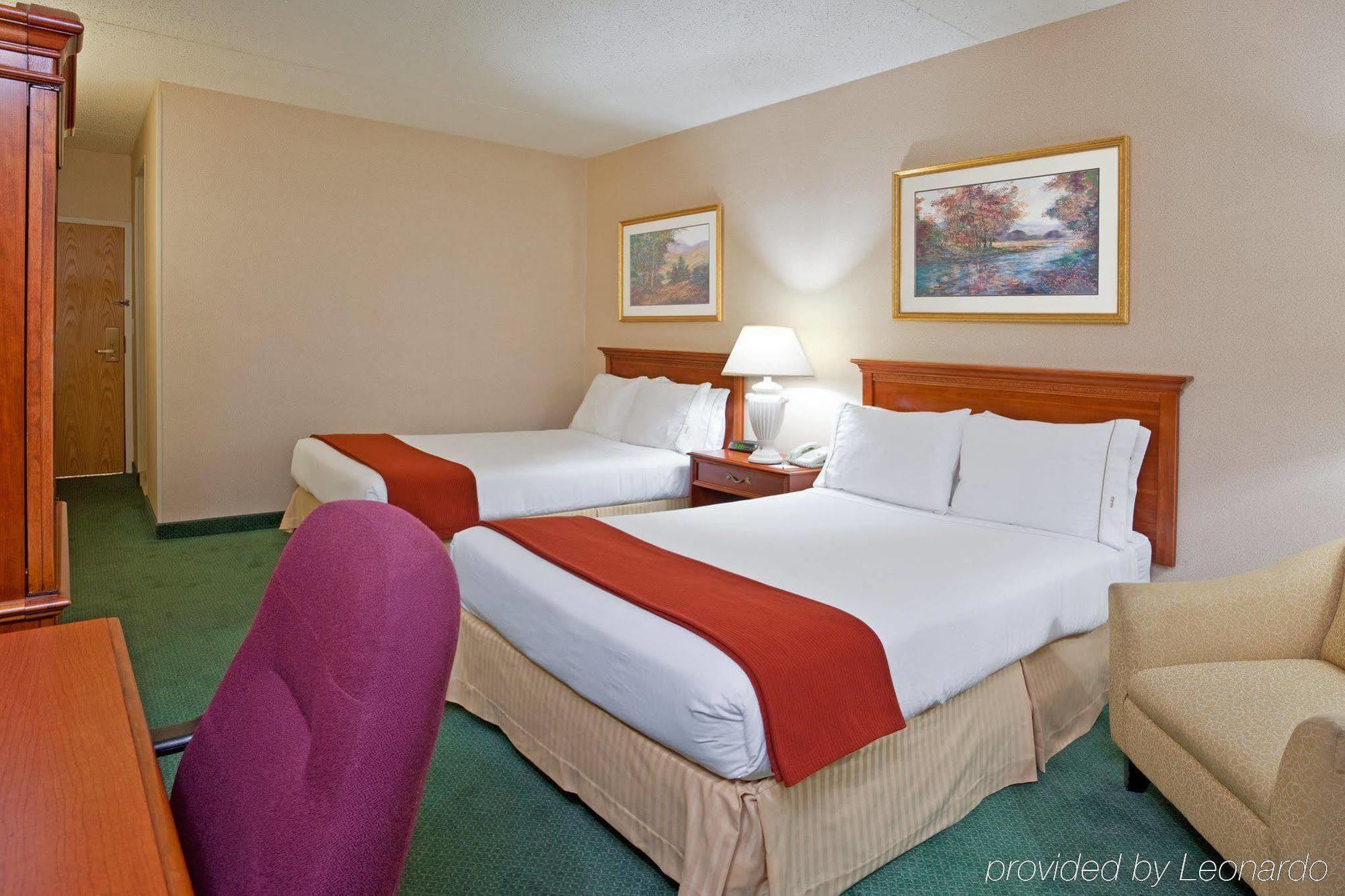 Holiday Inn Express Detroit-Warren/General Motors Technology Center By Ihg Kültér fotó